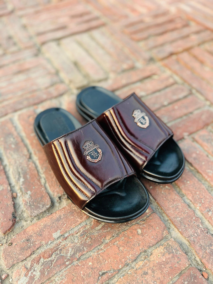 UrbanCraft – Leather Comfort Chappal - R02