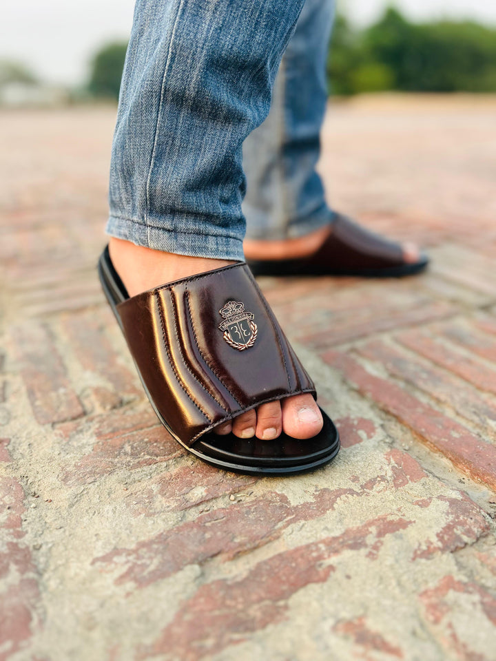 UrbanCraft – Leather Comfort Chappal - R02